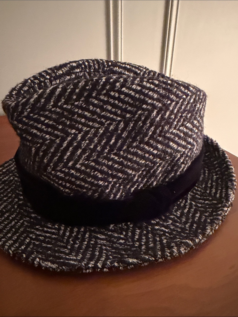 Dolce & Gabbana Black and White Tweed Fedora Hat - Picture 7 of 7